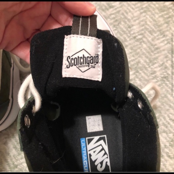 Dark green Vans scotchguard shoes - Picture 5 of 6